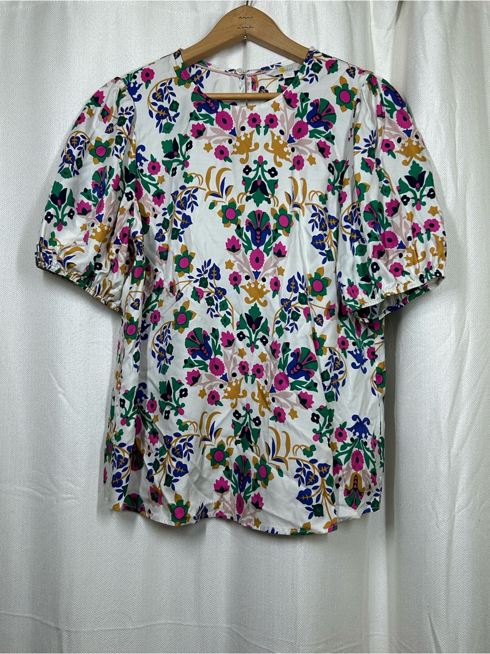 Boden Short Sleeve Blouse Puff Sleeve Floral Sz 8 US Silk Blend Woman’s